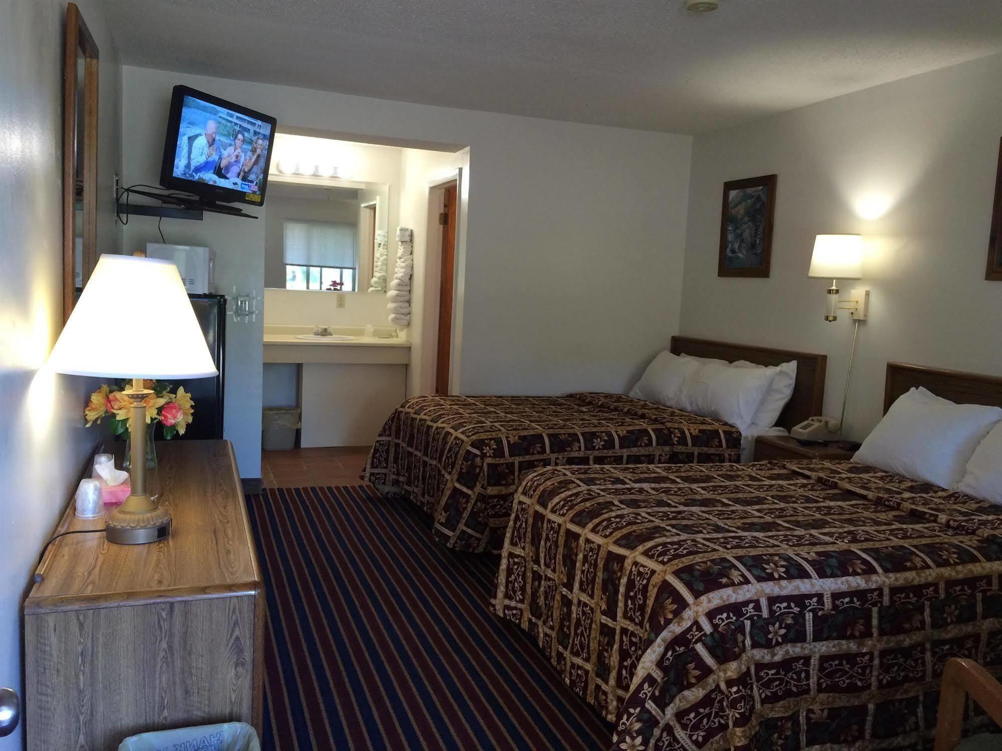 Port Lodge Motel Пуласкі Екстер'єр фото